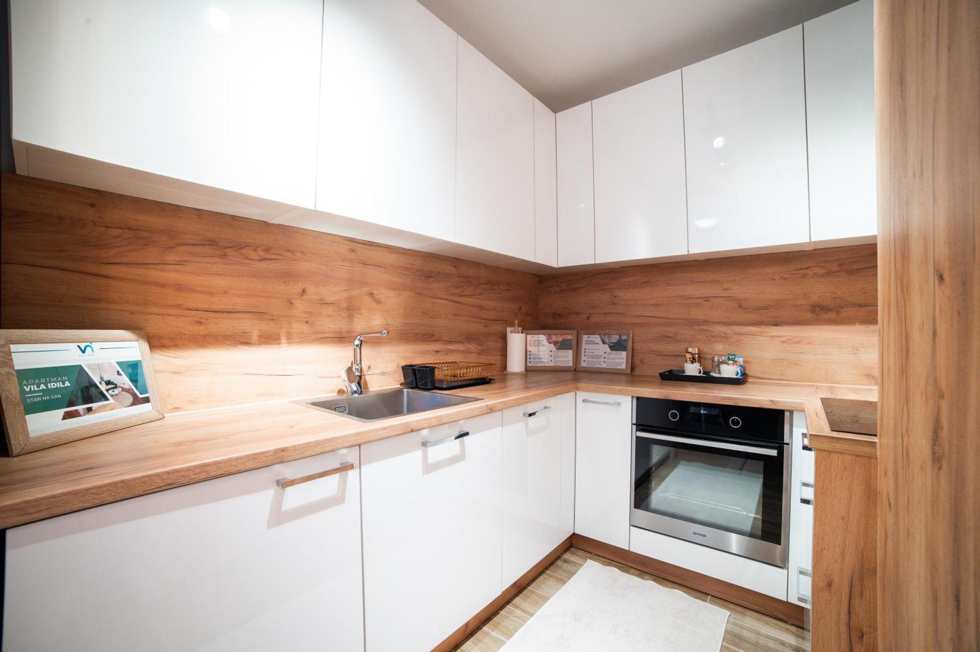 Apartment Vila Idila 图兹拉 外观 照片